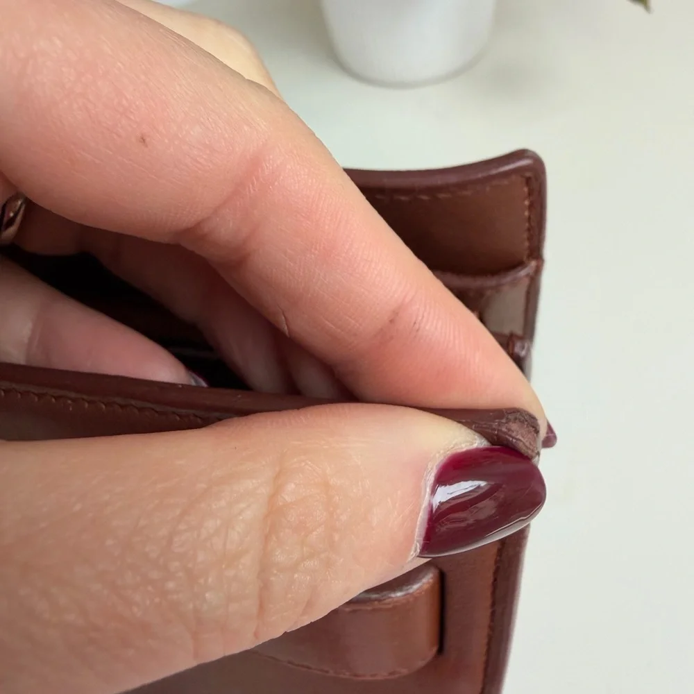 Yves Saint Laurent Sac de Jour (Large) – Camel Calfskin - Picture 13 of 15